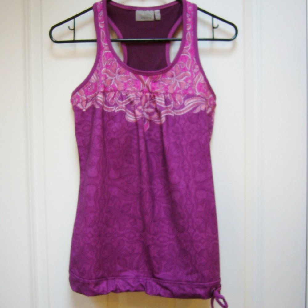New Athleta Tinker Tank